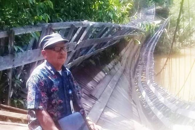 
 Jembatan Penghubung Antar Desa di Murung Raya Rusak Parah