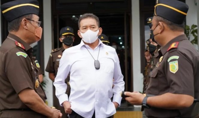 
 Jaksa Agung Sanitiar Burhanuddin dalam kunjungan kerja di wilayah Kejaksaan Tinggi Sumatera Utara. Foto:Antaranews Kalteng/Laily Rahmawaty.