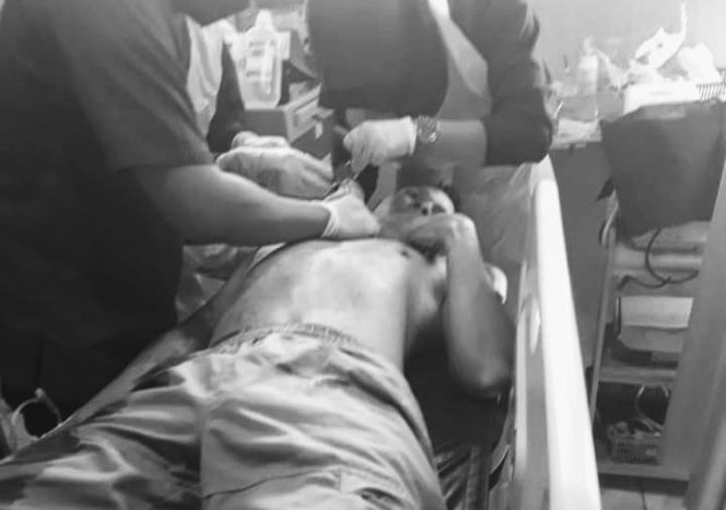 
 S, korban dugaan perampokan di Kapuas saat dirawat di Rumah Sakit. (FOTO: Dokumen Ist).