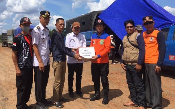 
 Pemkab Kapuas Salurkan Bantuan Logistik untuk Korban Banjir di Mantangai