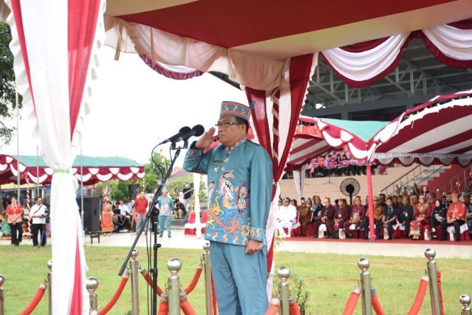
 Pj Bupati Jadi Inspektur Upacara Hari Jadi ke 218 Kota Kuala Kapuas dan HUT ke 73 Pemkab Kapuas